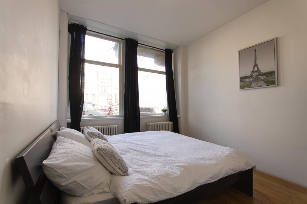 Caesars Studio Amsterdam Room photo