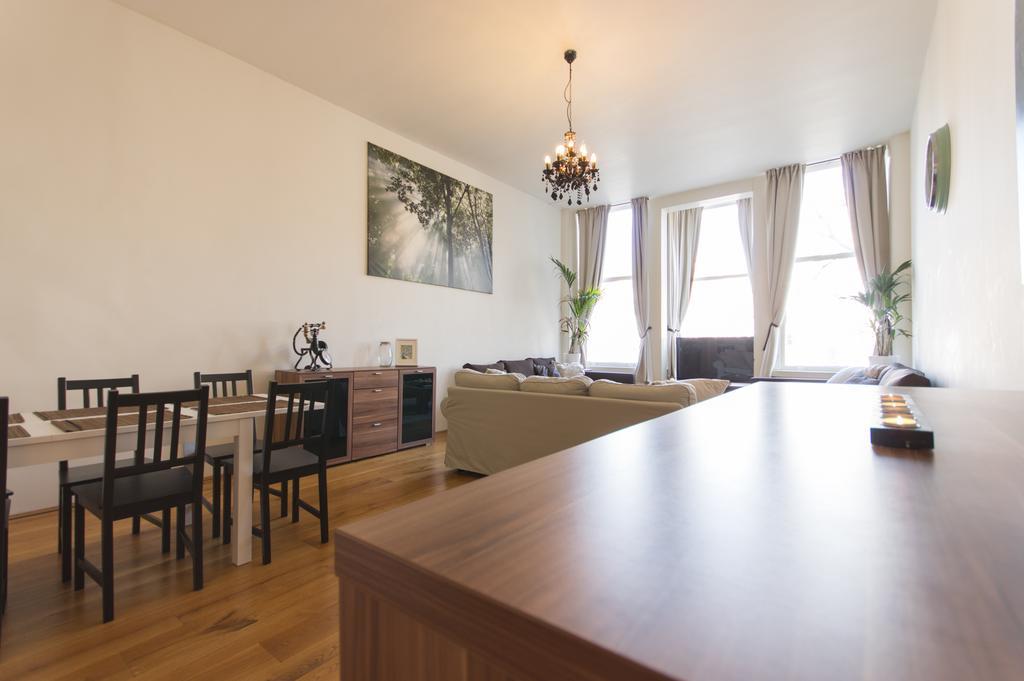 Caesars Studio Amsterdam Room photo